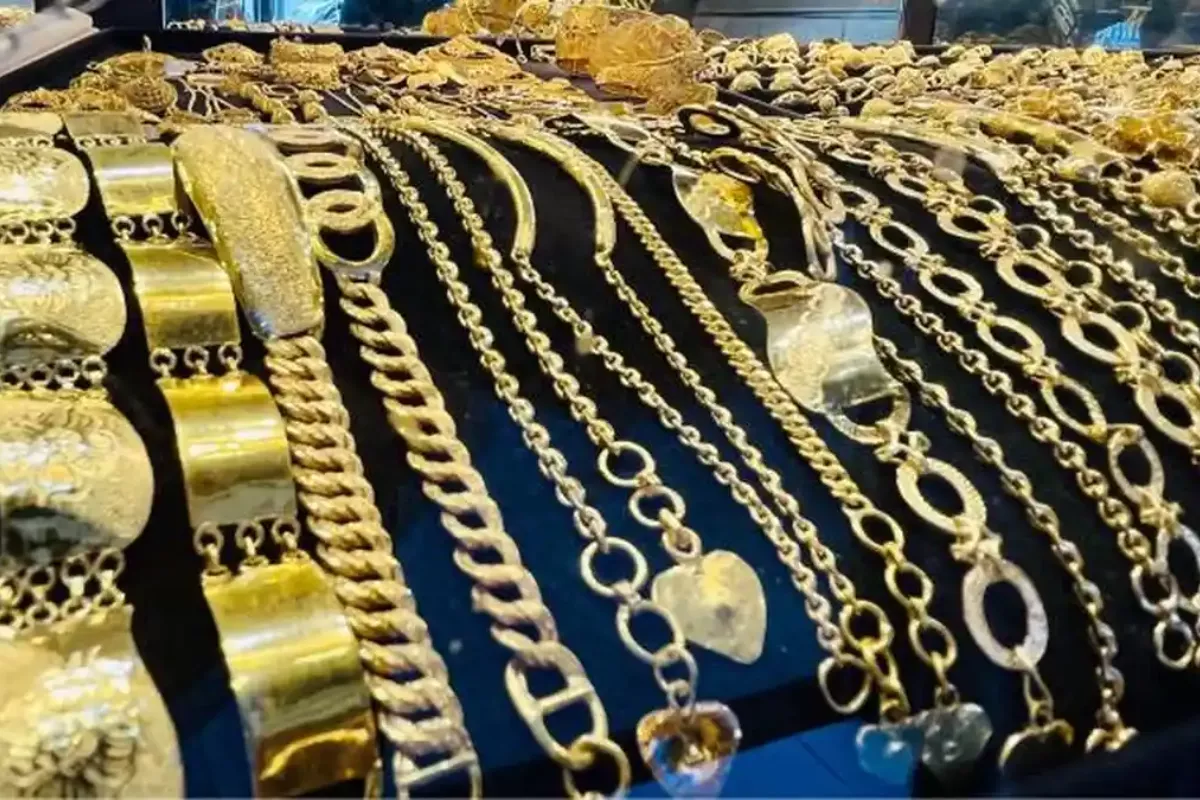 Harga Emas Perhiasan di Berbagai Gerai Terpantau Stabil Hari Ini