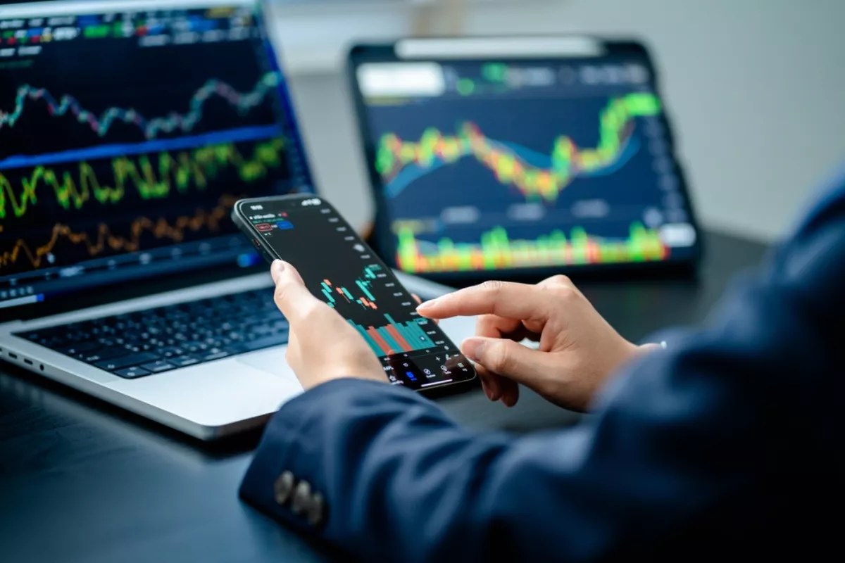 Rekomendasi Saham Pilihan Trading 15 Juli 2026 dan Target Harganya