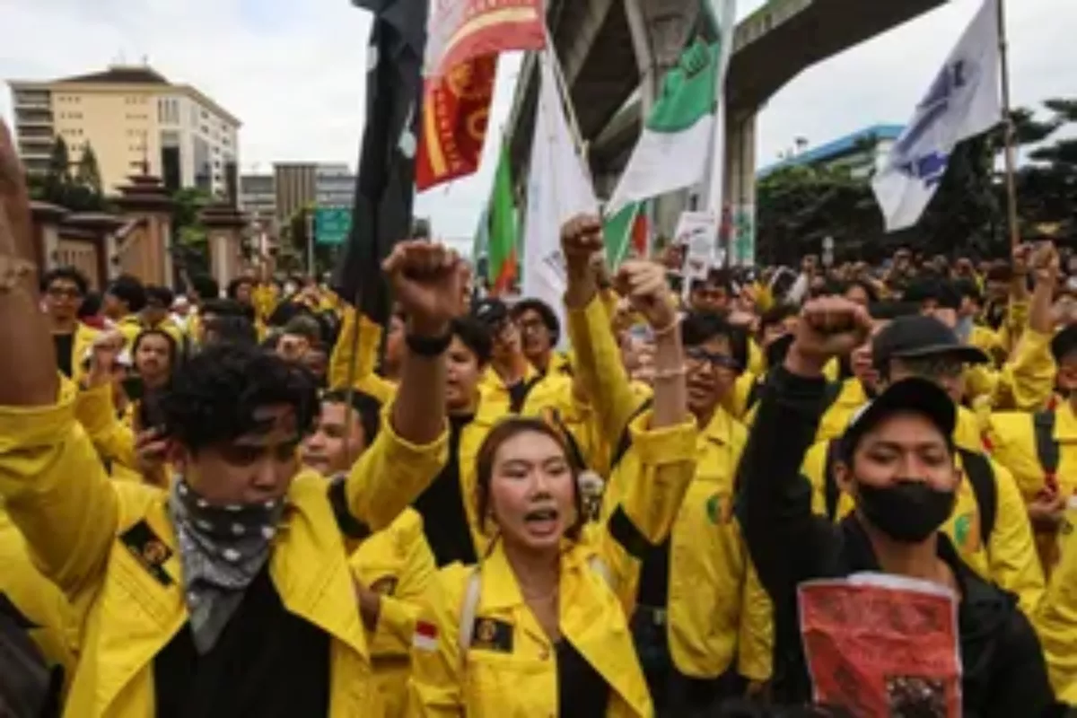 Ada Demo BEM UI di Bundaran HI, Pengendara Diimbau Cari Rute Lain