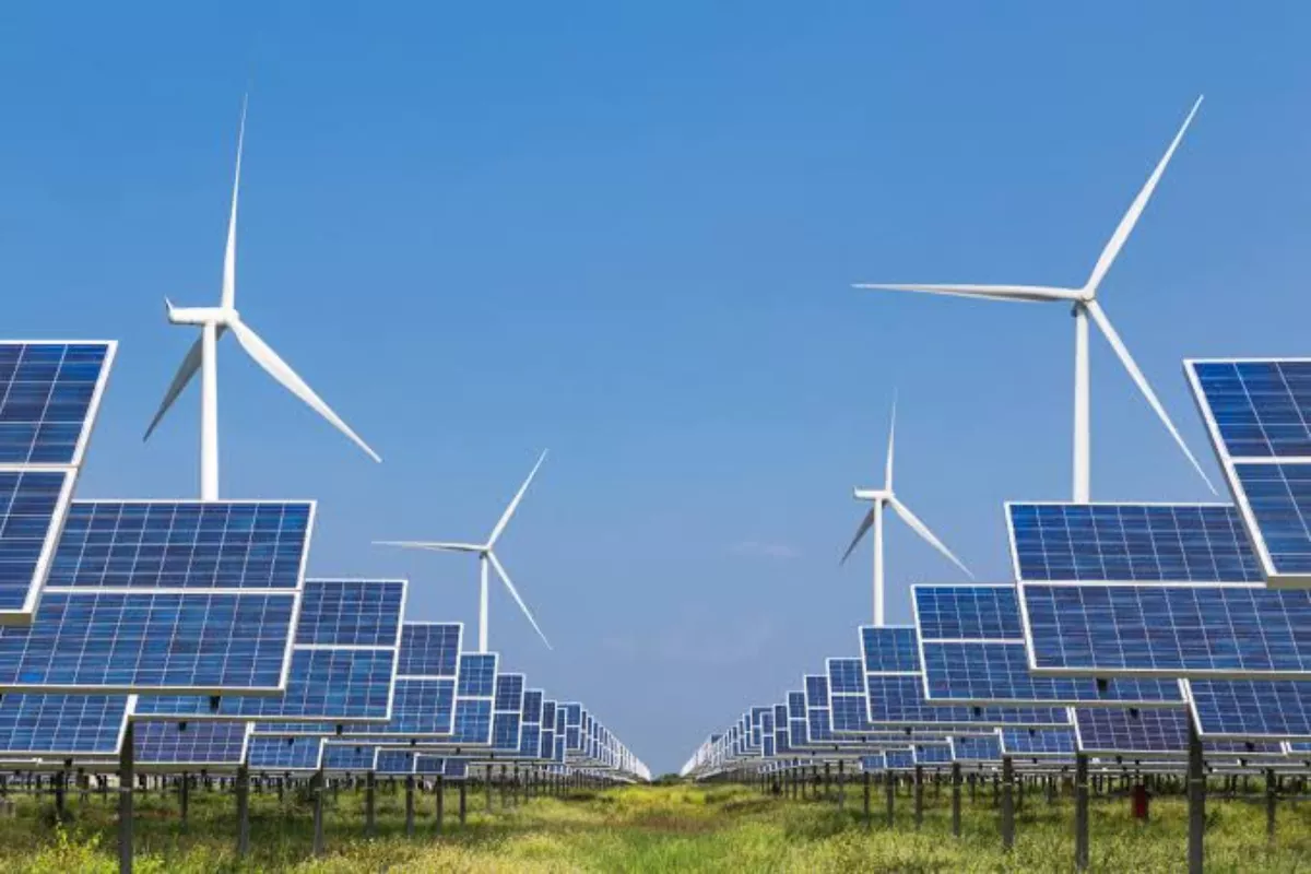 Kaitan Transisi Energi dan Daya Tarik Investasi Data Center