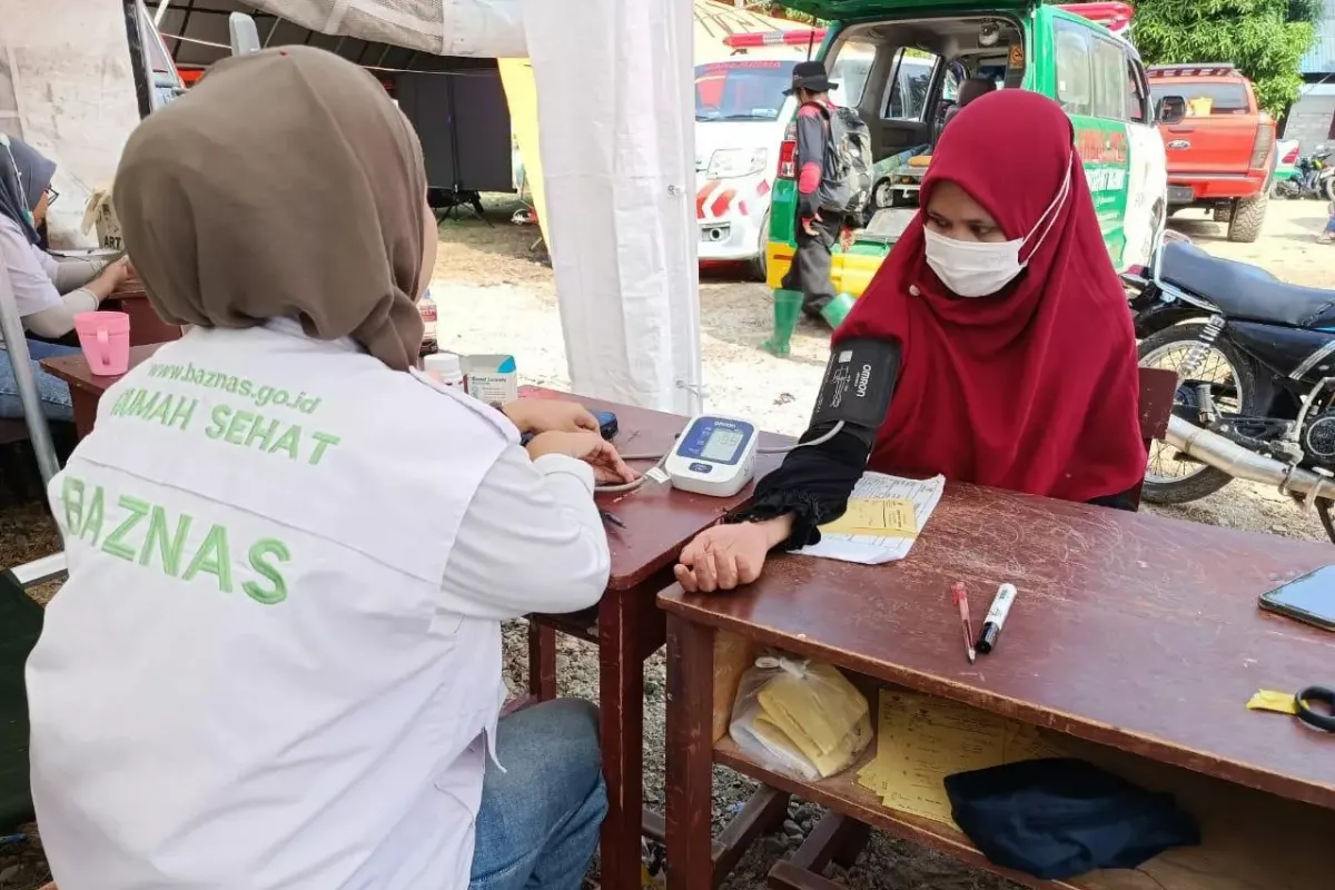 Baznas Beri Layanan Kesehatan Gratis Korban Banjir Parigi Moutong