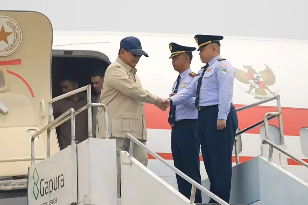 Seskab: Presiden Tinjau Karhutla Sumatera dan Perkuat Pencegahan
