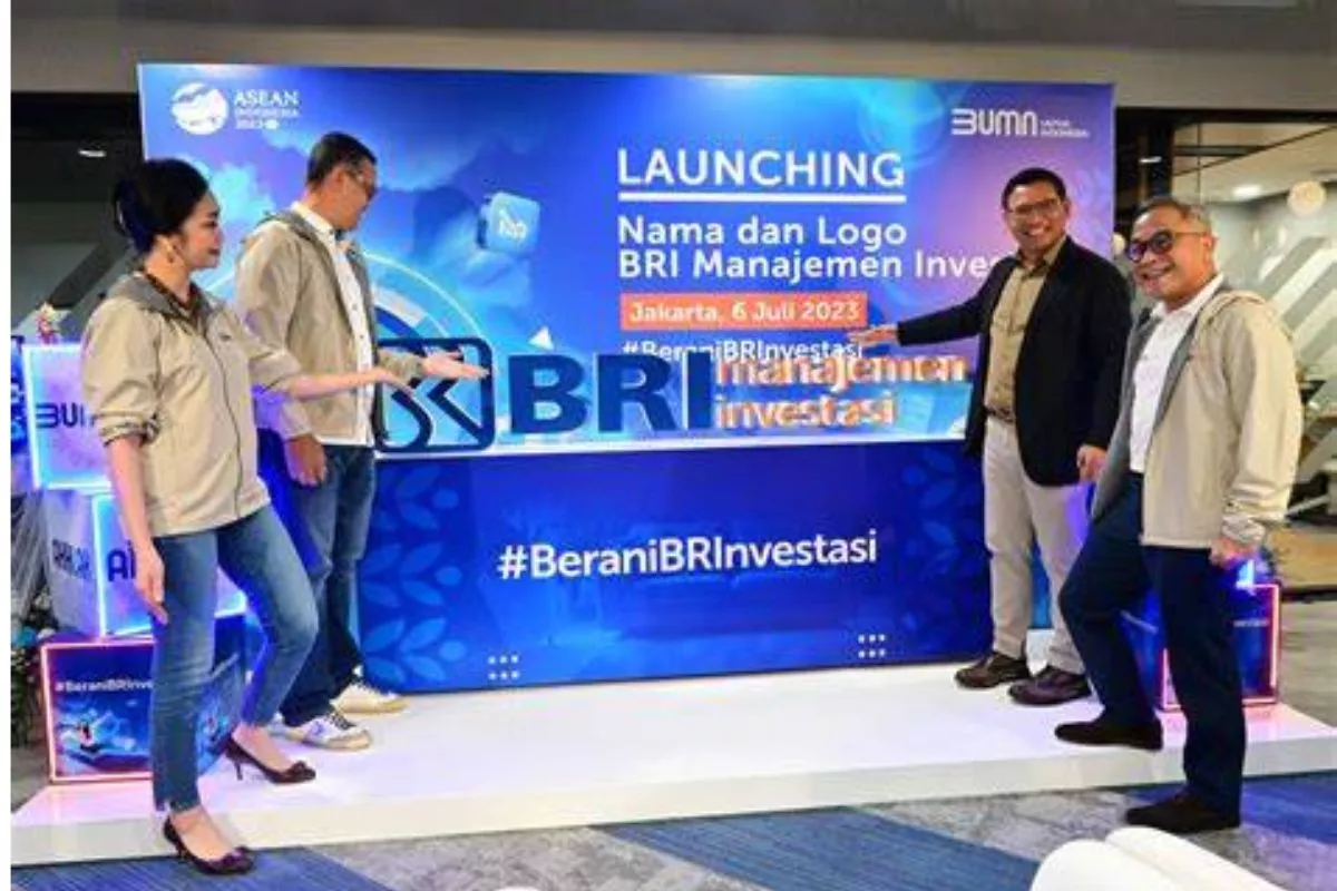 Tekanan Rupiah Memicu Perburuan Aset Dolar, Ini Strategi BRI-MI