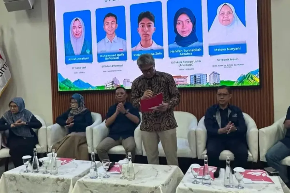 Poltekbang Surabaya Tekankan Disiplin Tinggi bagi SDM Penerbangan