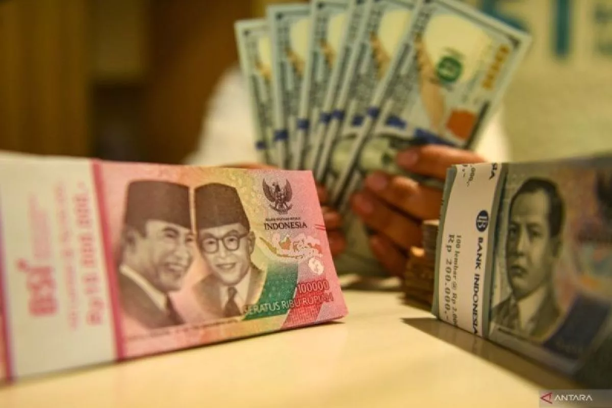 Rupiah Berpeluang Melaju Rabu Ini Jelang Pengumuman Hasil RDG BI Hari Ini