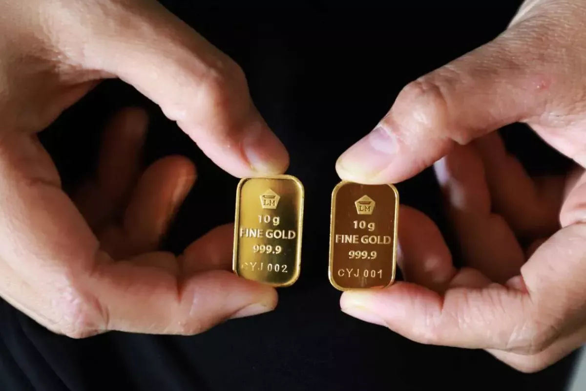 Harga Emas Antam, UBS, dan Galeri 24 di Surabaya Kembali Turun