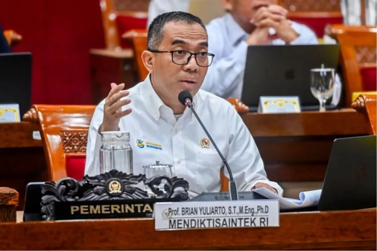 Mendiktisaintek Ajak PTN Dampingi Sekolah Garuda di Daerah