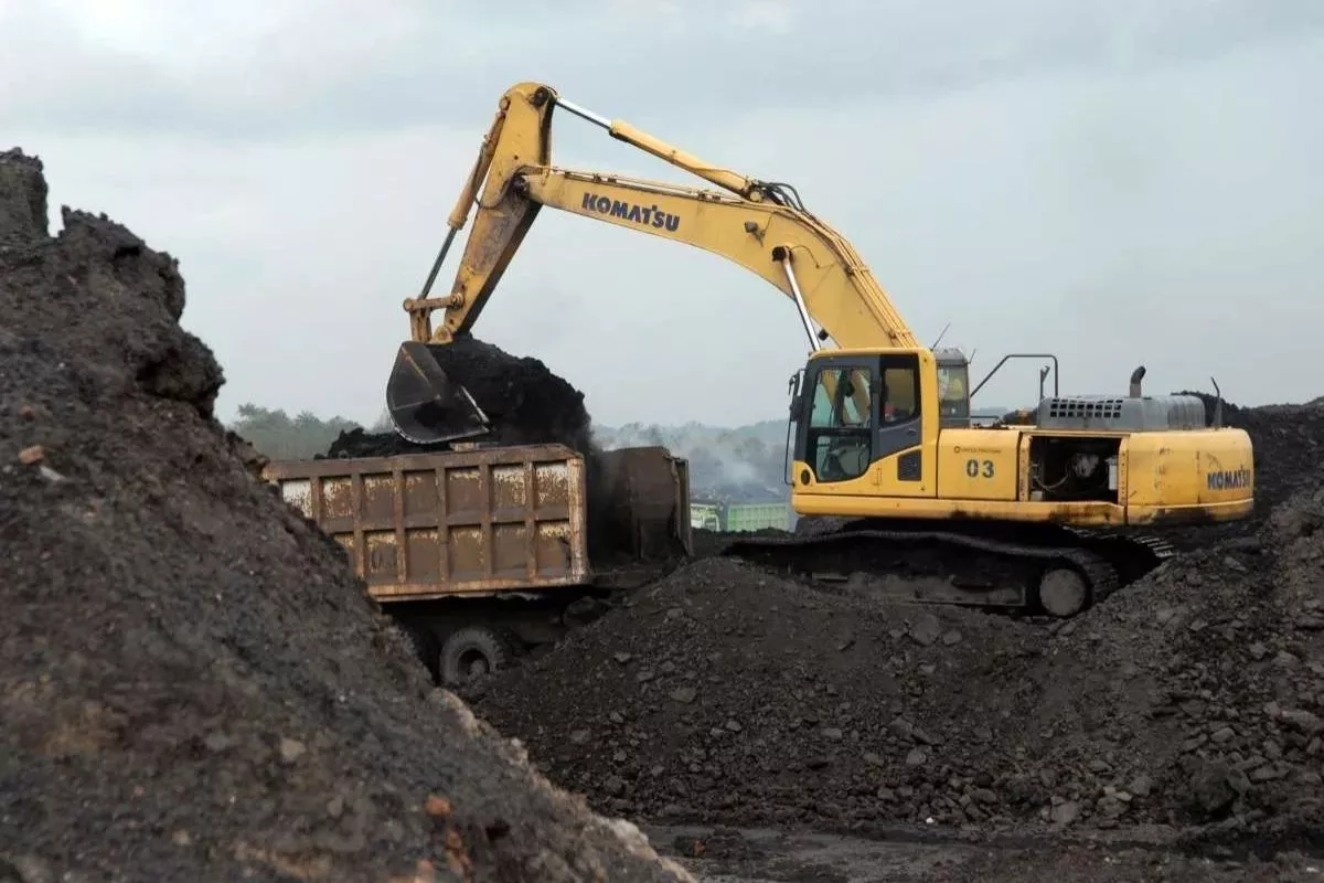 ESDM Proyeksi Produksi Batu Bara 2026 Mencapai 720 Juta Ton
