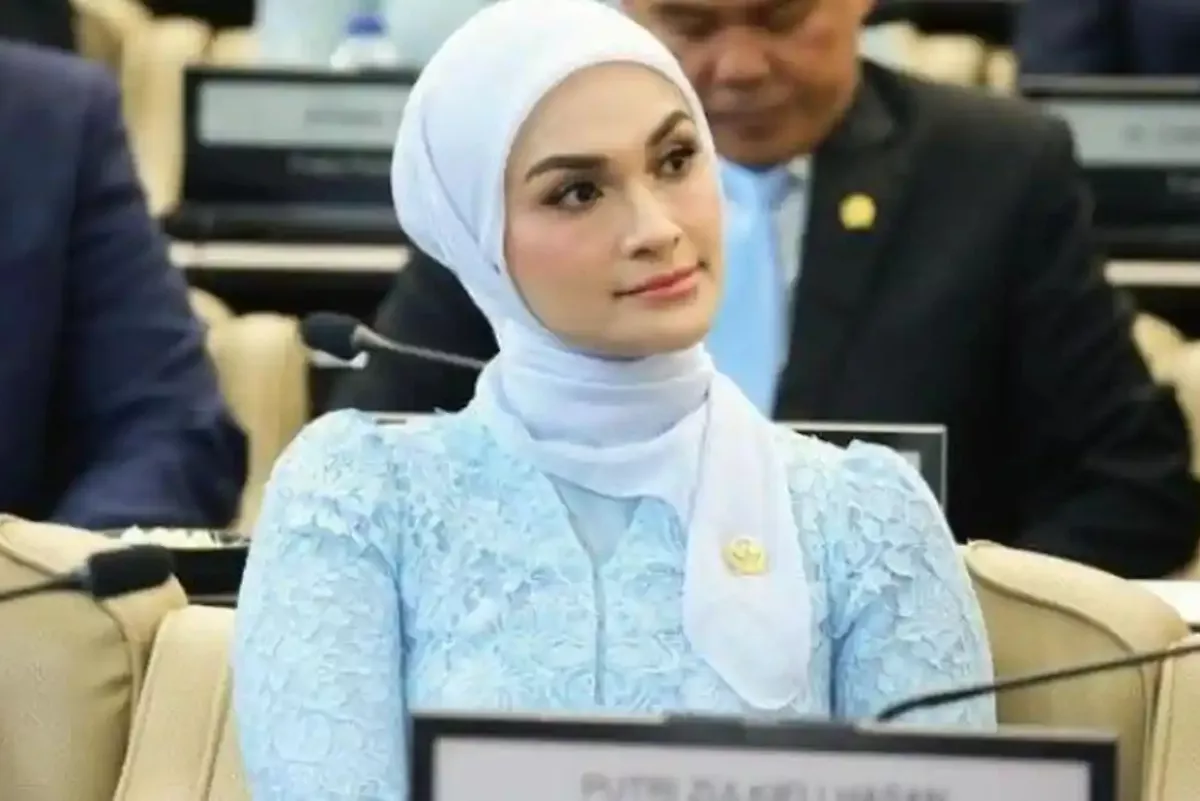 Tanggapan Putri Zulkifli Hasan Terkait Isu Pembatasan BBM dan DTSEN
