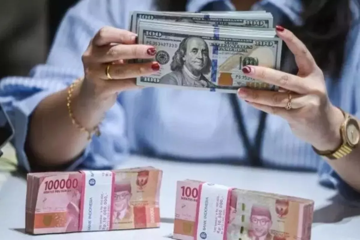 Rupiah Menguat Ditopang Cadangan Devisa RI yang Relatif Tangguh dan Stabil