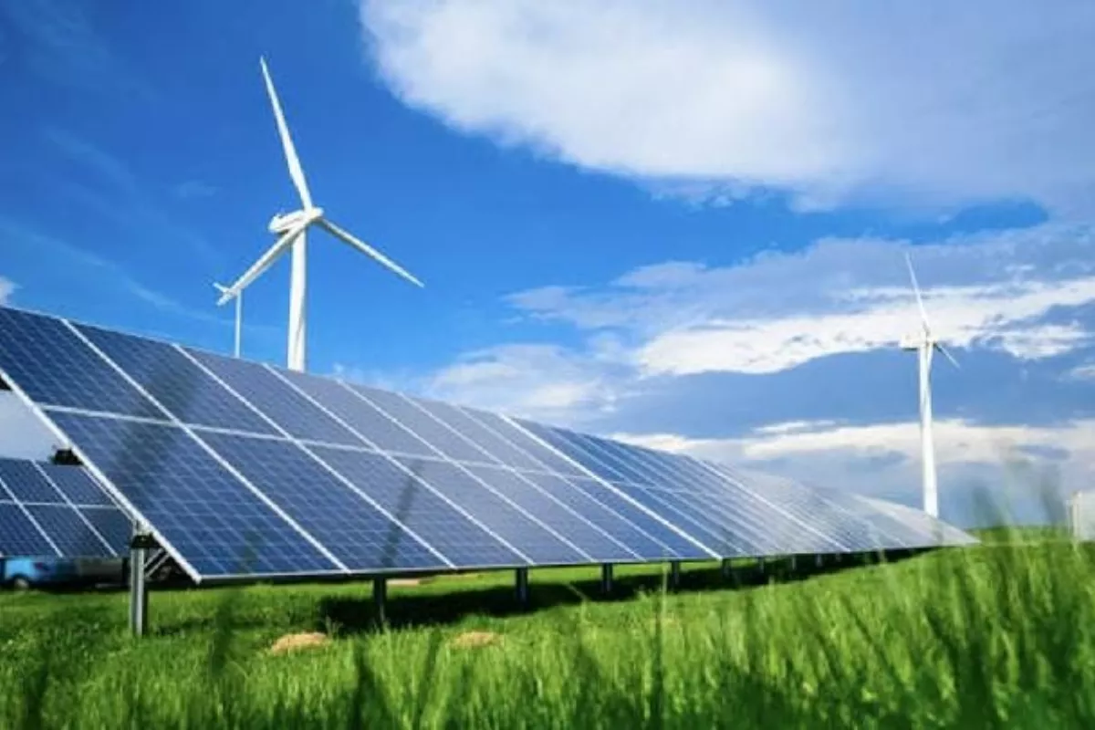 Climate Group Soroti Kendala Investasi Energi Terbarukan di RI