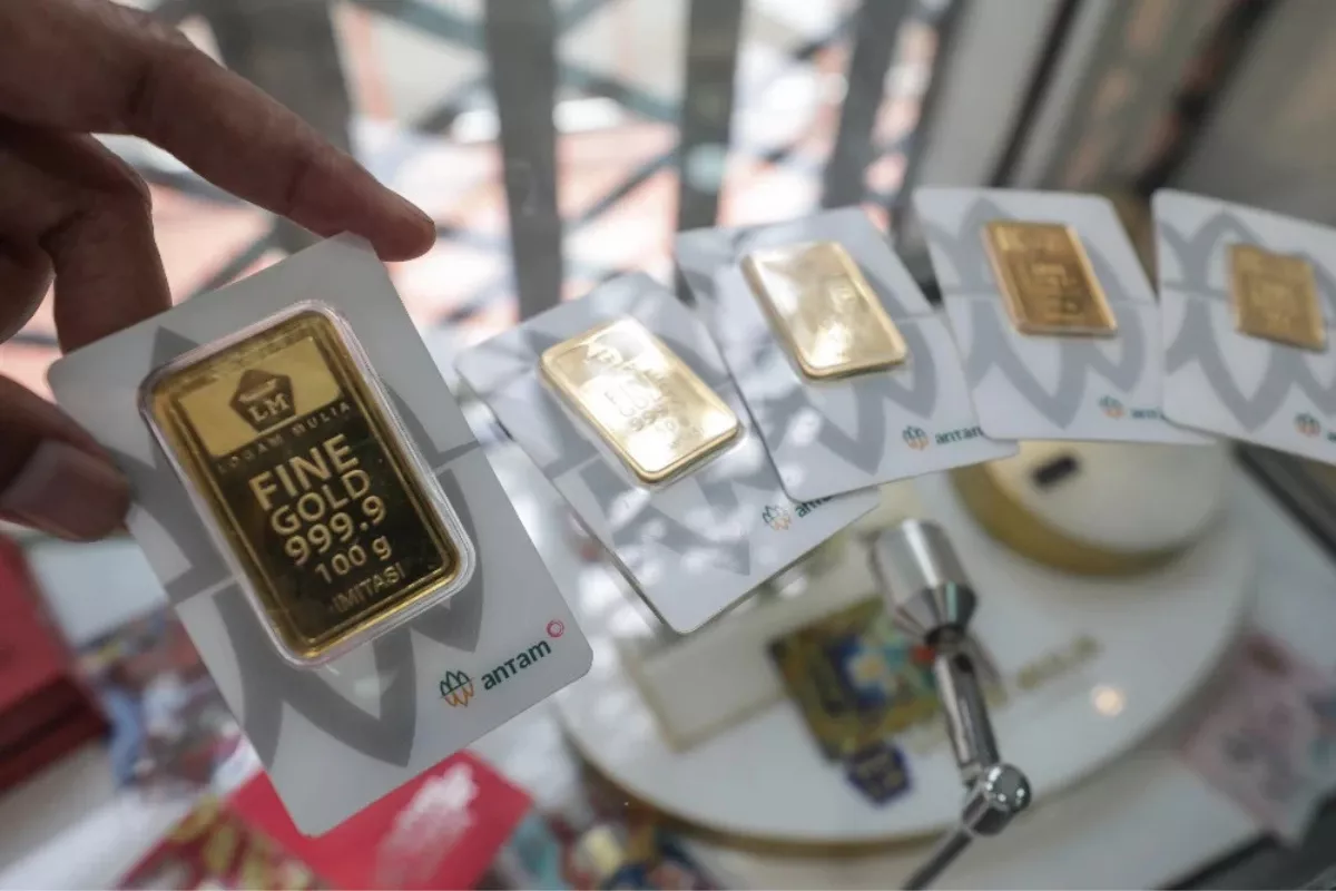 Harga Emas Antam 30 Juni 2026 Anjlok, Buyback Sentuh Rp2,335 Juta per Gram