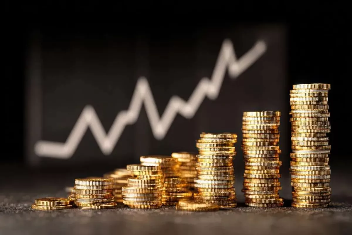 Prospek Harga Emas Dunia Berpotensi Menguat Menuju US$4.900 per Ons Troi