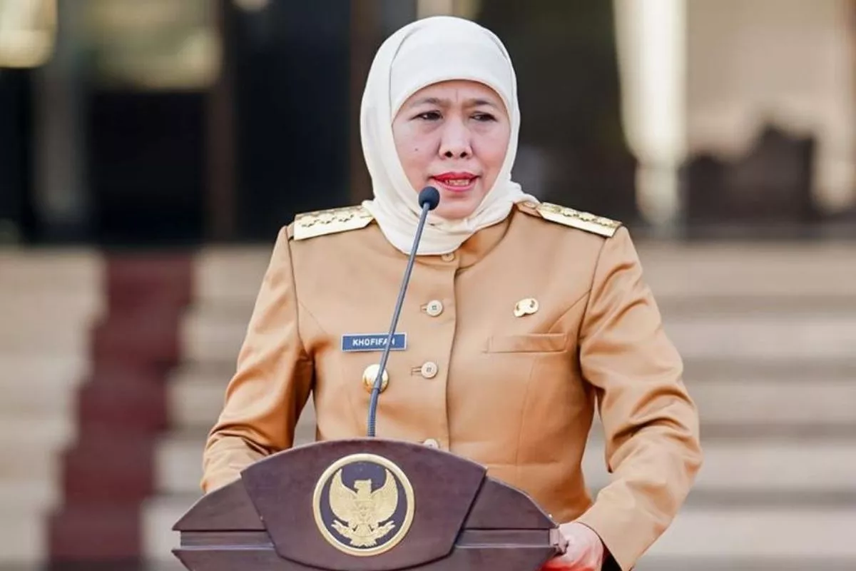 Khofifah Puji Dedikasi dan Pengabdian Polwan Melindungi Warga