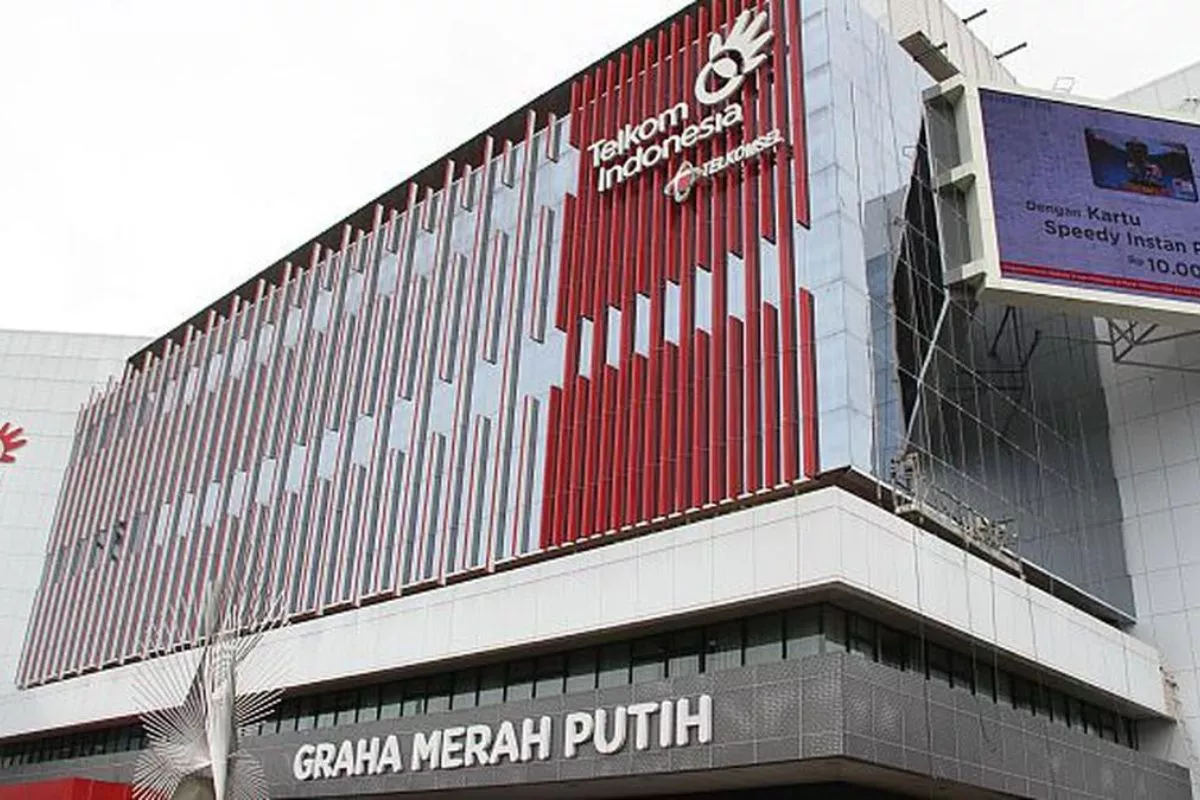 Telkom Dorong Literasi AI dan Kesehatan Mental Pelajar di Makassar