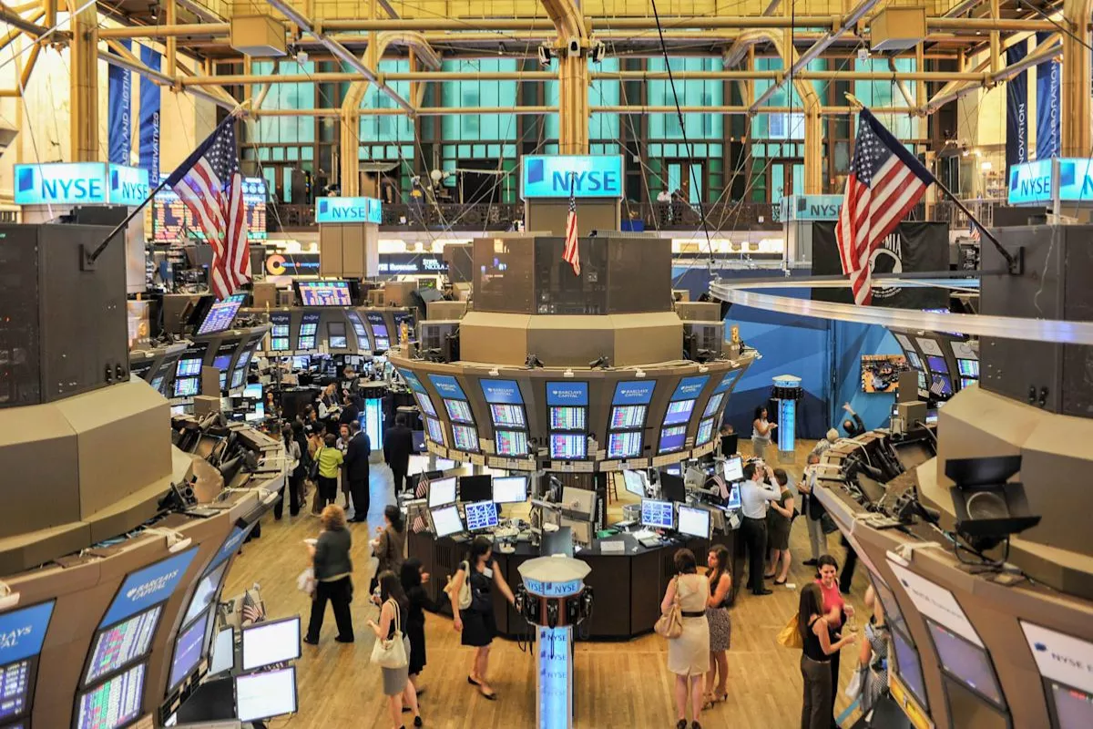 Saham Wall Street Sentuh Rekor Tertinggi Baru Dipicu Isu Iran