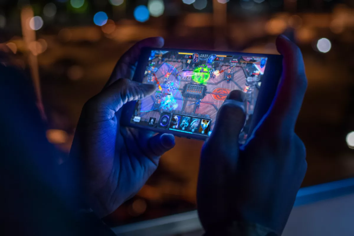 Cara Mengatasi Lag dan PING Tinggi Saat Main Game Online di HP