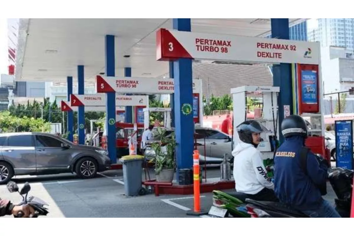 Dampak Kenaikan Harga BBM Nonsubsidi yang Menyasar Semua Lapisan