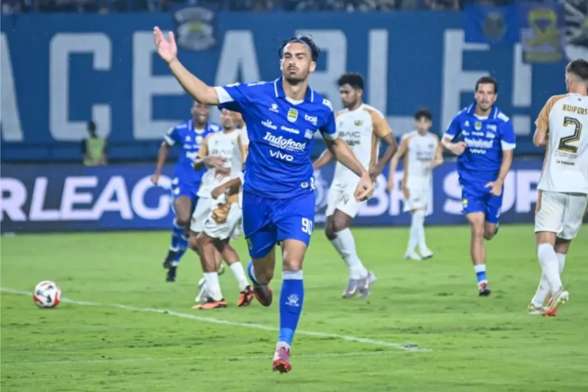 Mantan Penyerang Persib Andrew Jung Gabung Klub Raksasa Vietnam