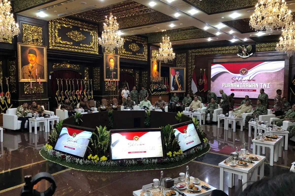 Menhan Diskusikan Program Pertahanan Bersama Purnawirawan TNI