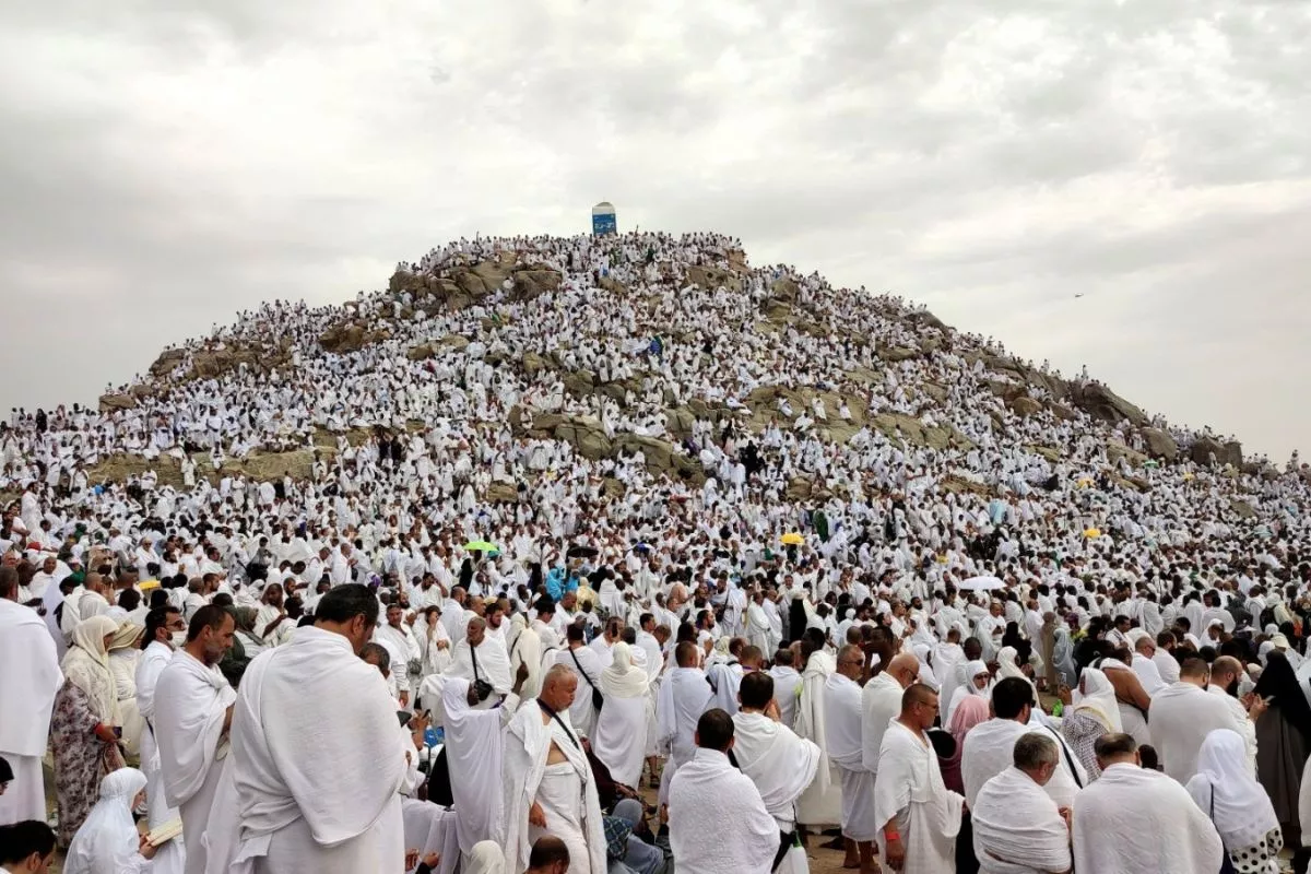 1.	114 Ribu Jemaah Haji Tiba di Tanah Air, Simak Kumpulan Ucapan Selamat 