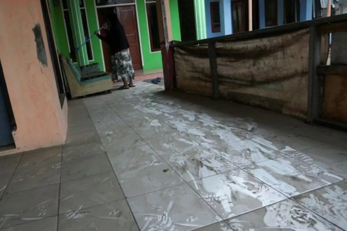 Panduan IDAI Melindungi Anak dari Paparan Abu Vulkanik Gunung Berapi