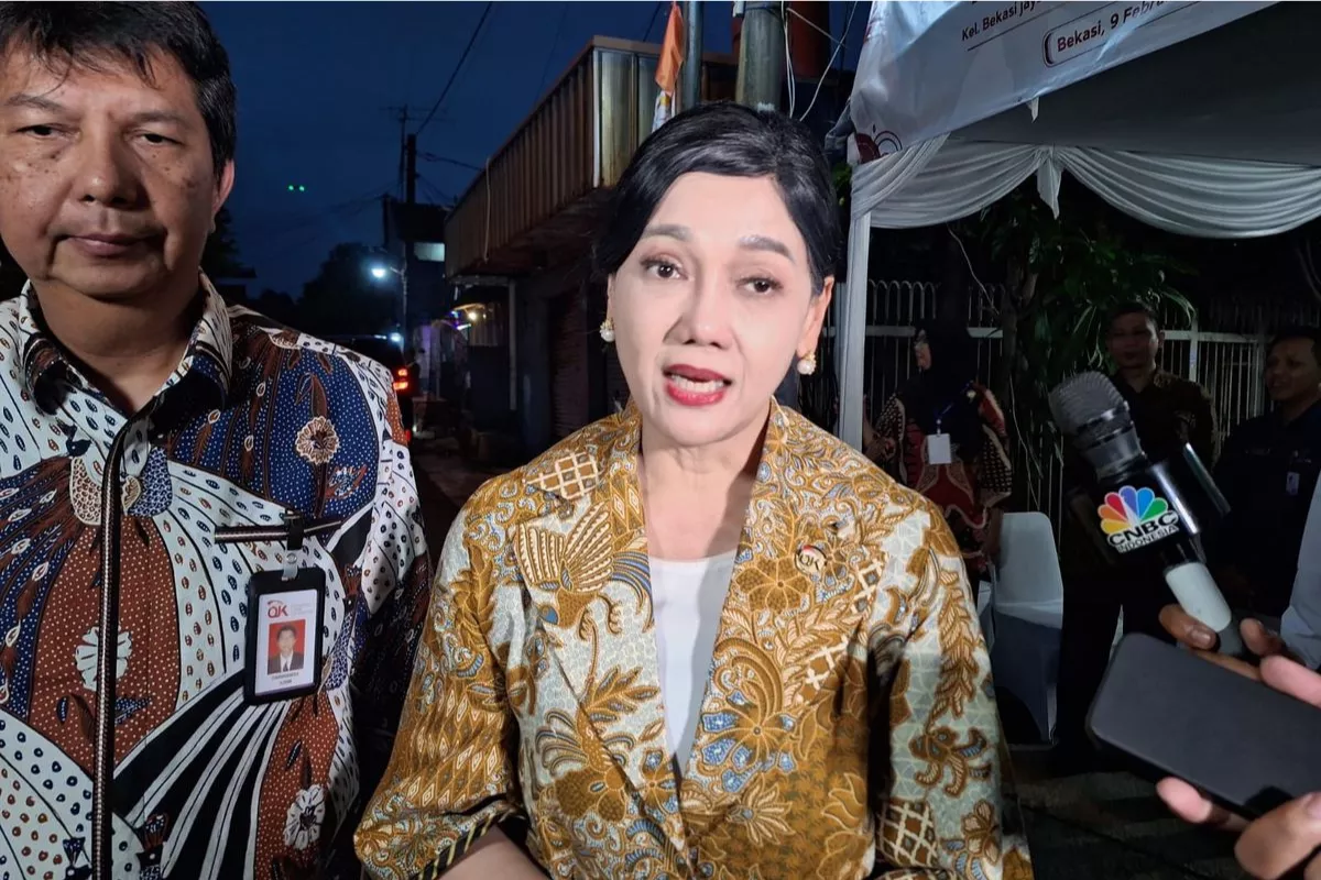 Perbandingan Bunga Pinjaman Shopee, Lazada, Gopay, & Grab Juni 2026