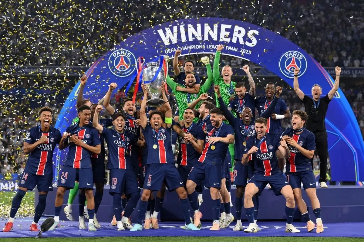 PSG Start Buruk, Luis Enrique Tetap Tenang Sambut Liga Champions