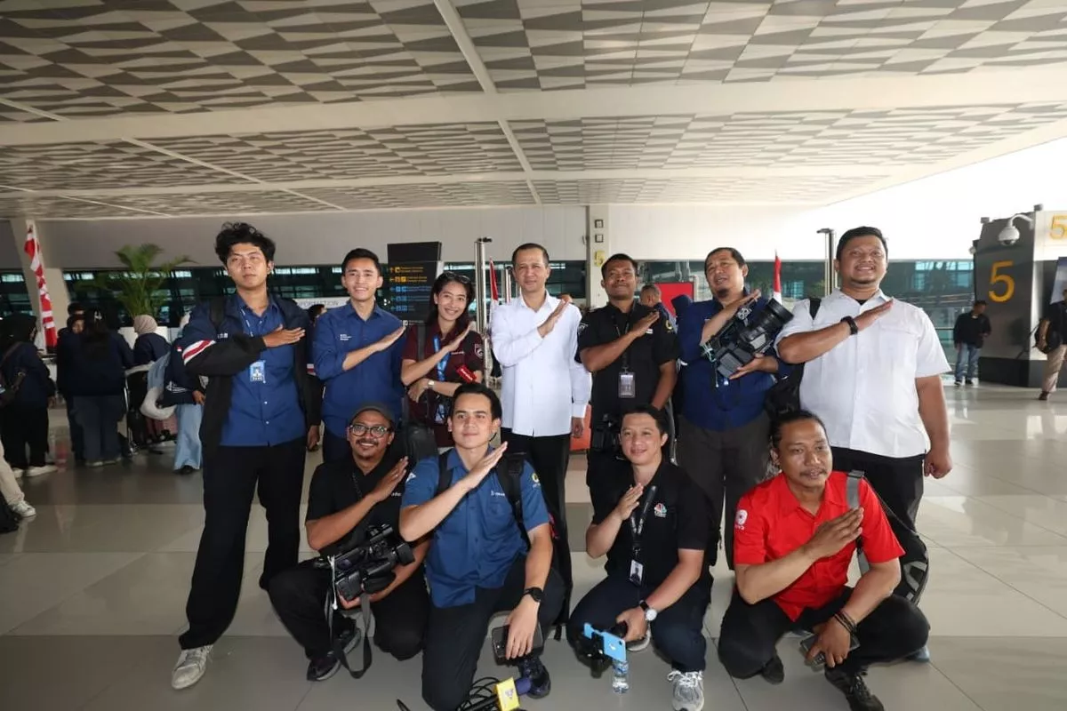 Kementrans Sinergikan Tim Ekspedisi Patriot dengan Relawan Mengajar