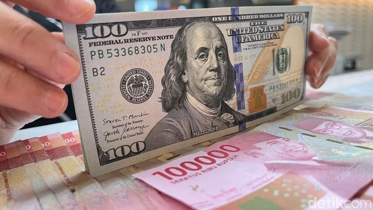 Kurs Rupiah Loyo Terhadap Dolar AS Tertekan Isu Internal dan Global