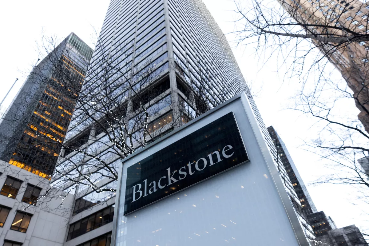 Blackstone Lepas Saham Digital Realty Senilai 2,35 Miliar Dolar