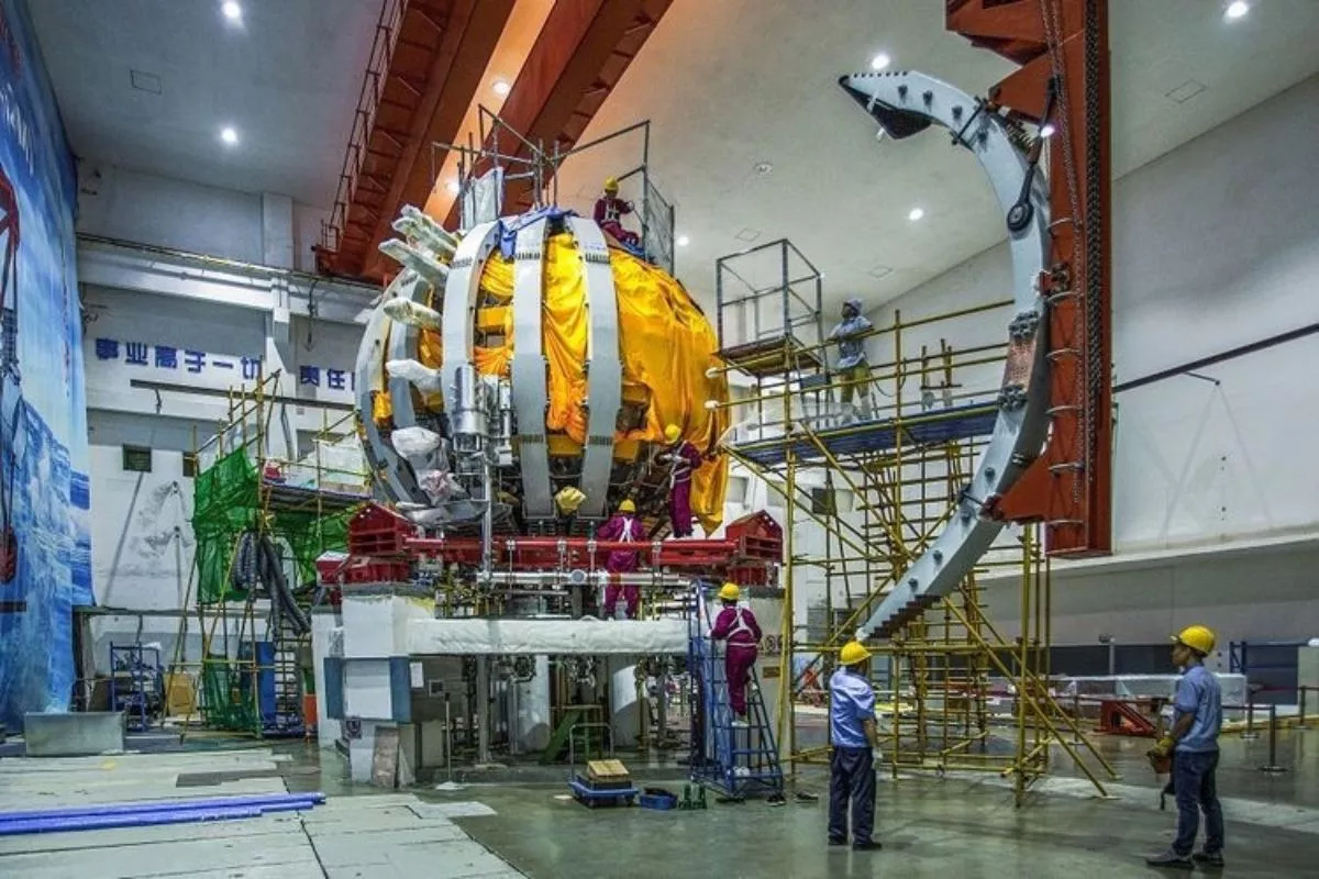 Matahari Buatan China Dobrak Batas Fisika untuk Energi Masa Depan