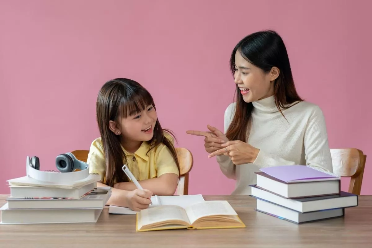 Parenting Anak: Panduan Membentuk Karakter Tangguh Sejak Dini