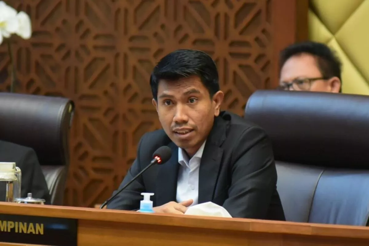 Komisi II DPR Usul Anggaran Gaji Guru PPPK Ditanggung Pusat