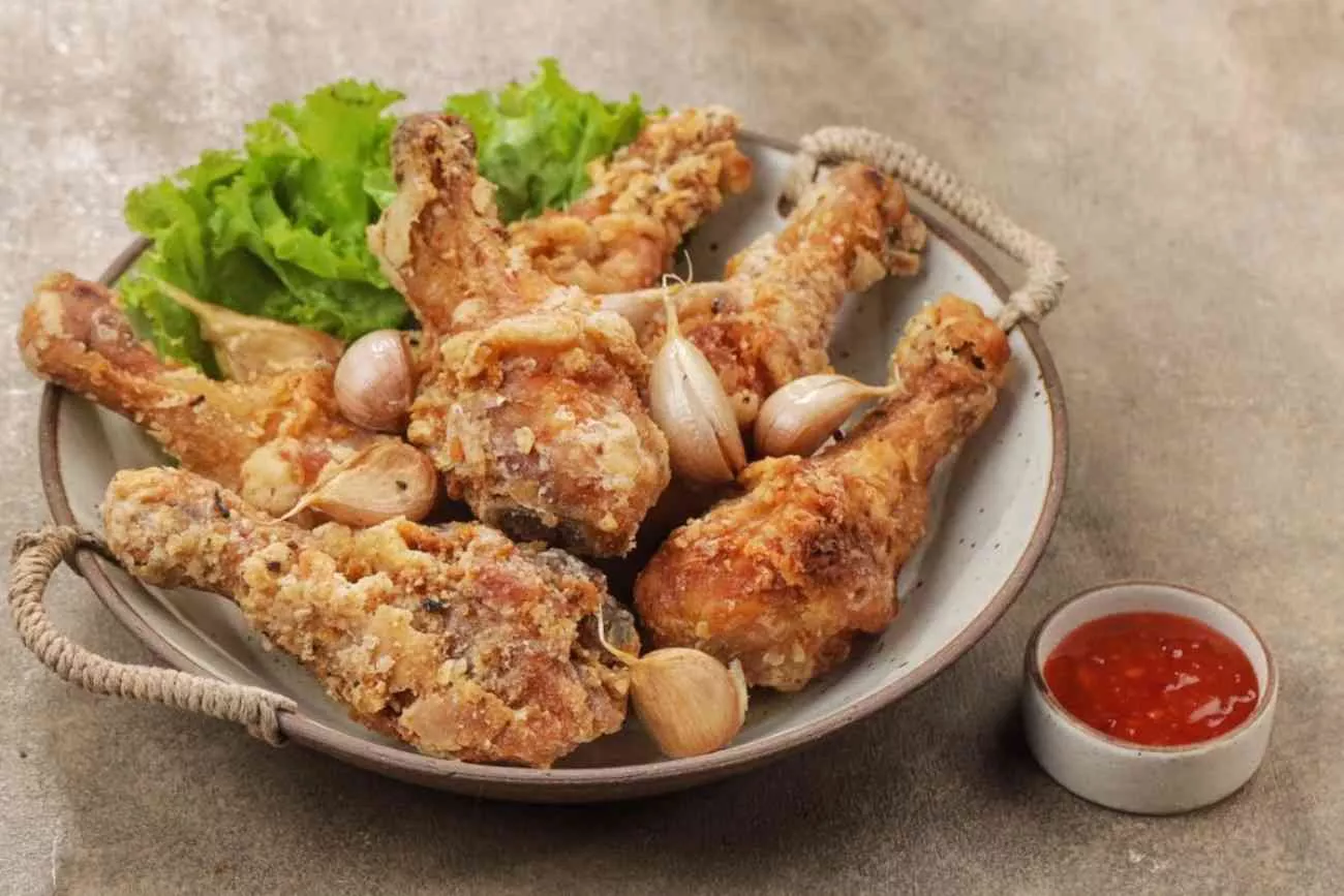 Tips Ayam Goreng Bawang Putih Gurih: Bumbu Meresap dan Wangi!
