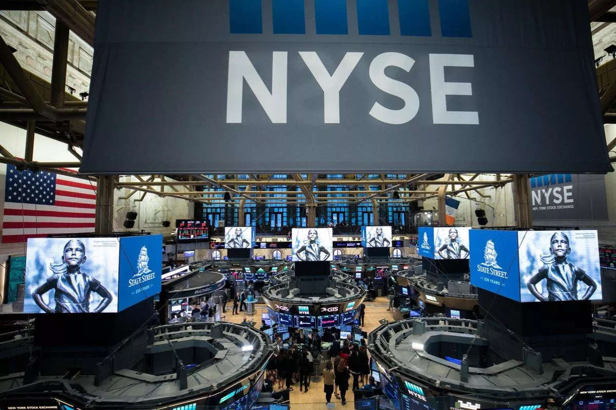 Suku Bunga The Fed Berpotensi Naik, Pasar Saham AS Diprediksi Tetap Kuat