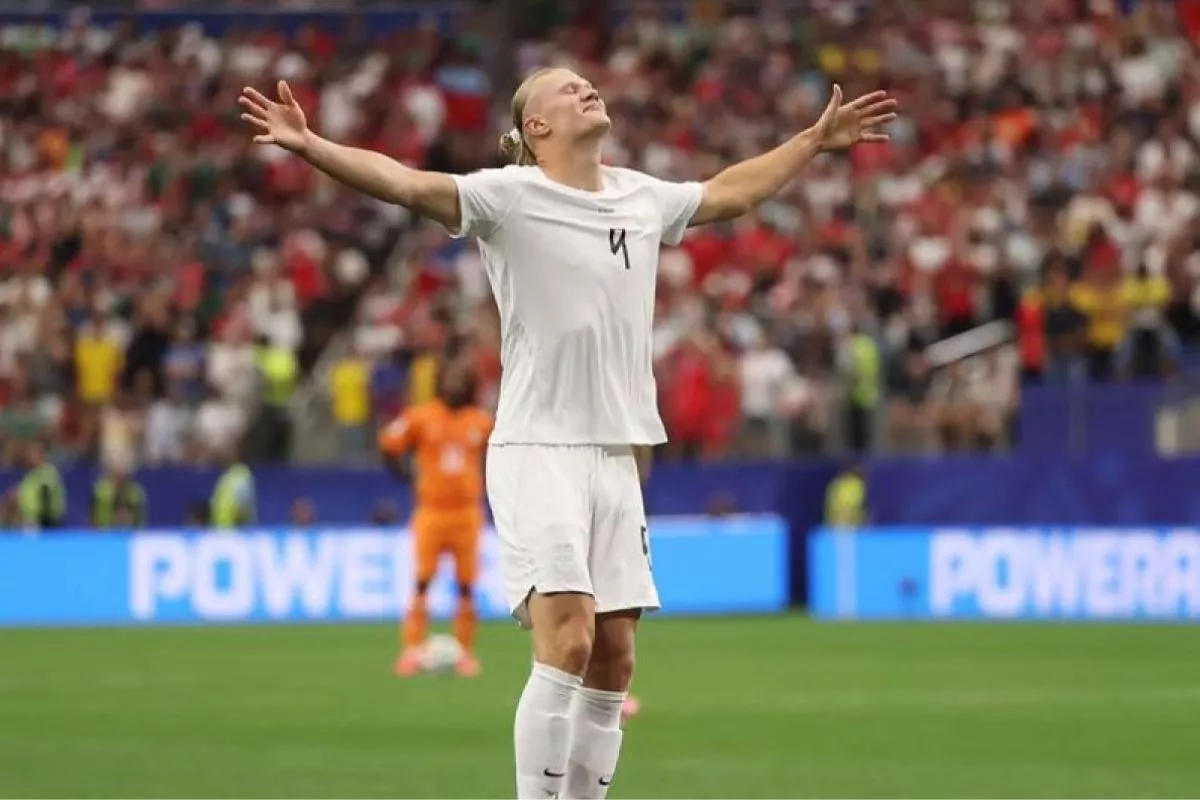 Cetak Dua Gol ke Gawang Brasil, Haaland Mengaku Hanya Butuh Peluang