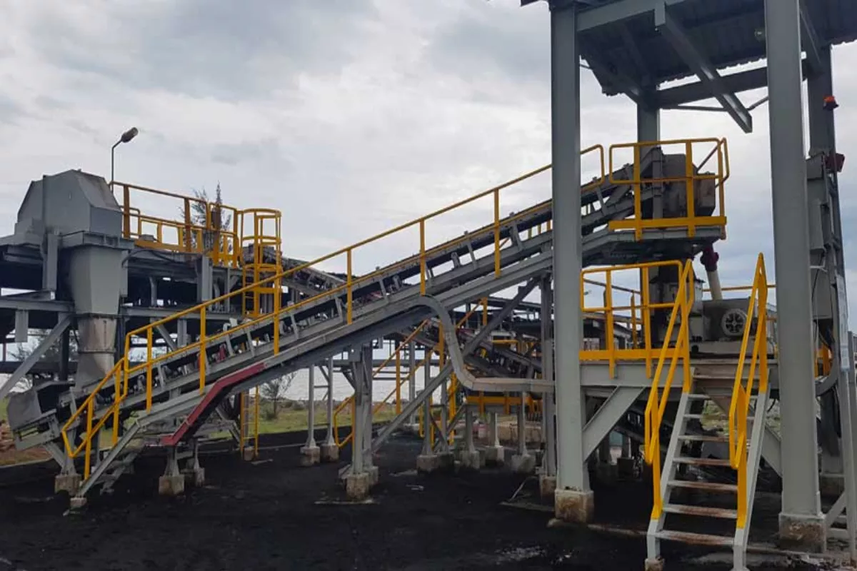 Tantangan Berat Adopsi Sistem Bagi Hasil Migas ke Industri Minerba
