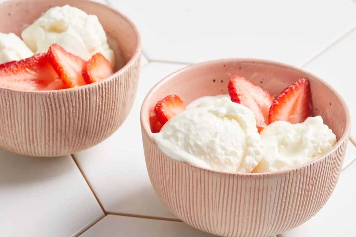 Benarkah Frozen Yogurt Lebih Sehat dari Es Krim?