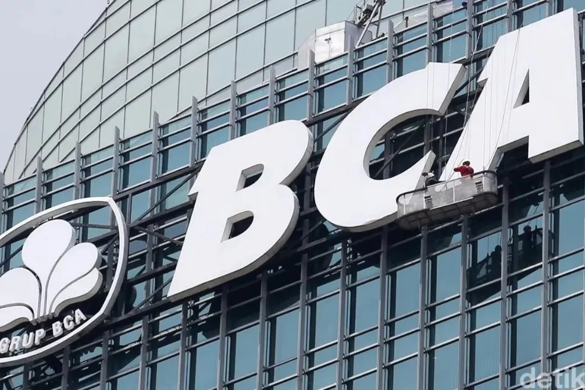 BCA Cetak Laba Rp29,5 Triliun, Kredit Tembus Rp1.000 Triliun di Semester I