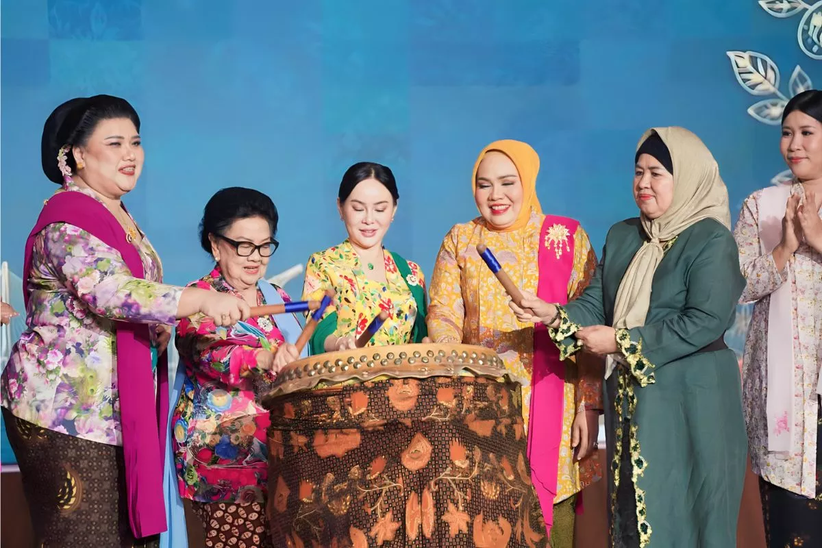 Makna Tema Hari Kebaya Nasional 2026: Pesona Kebaya untuk Dunia