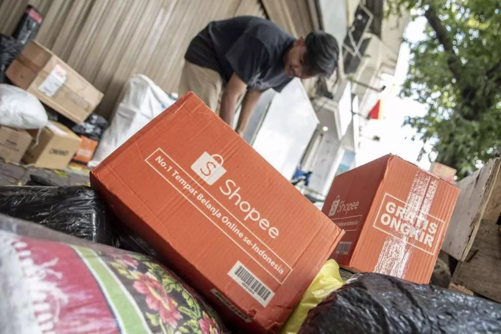 Cara TikTok Shop Monopoli Pasar dan Tekan Pendapatan Kurir Paket