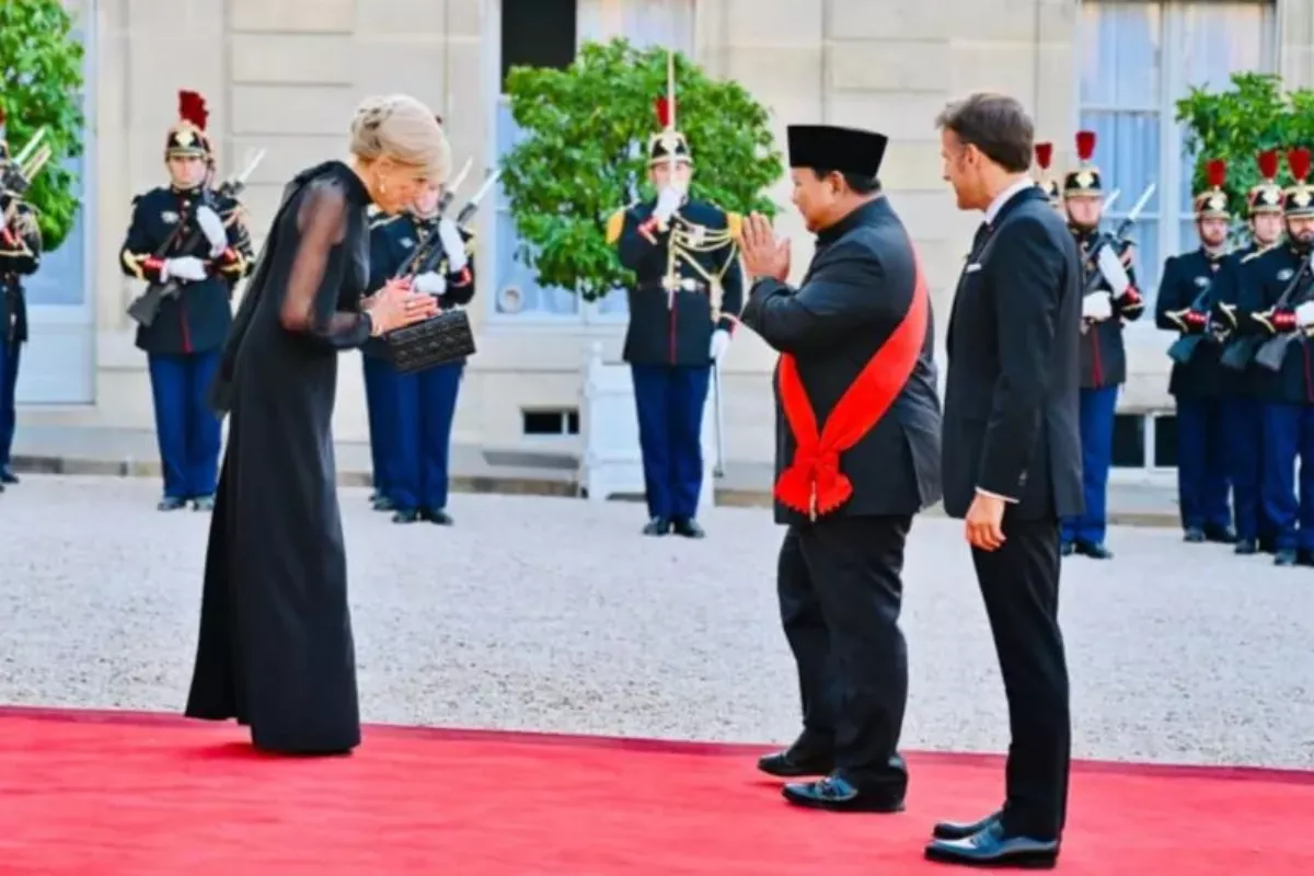 Momen Presiden Prabowo Santap Malam Bersama Macron di Élysée