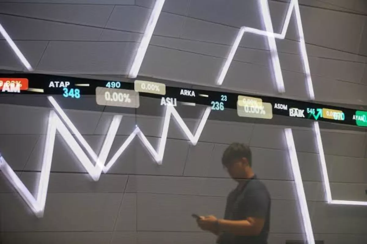 IHSG Sepekan Menguat ke 6.525,69, Volume Transaksi Melesat 47,9%