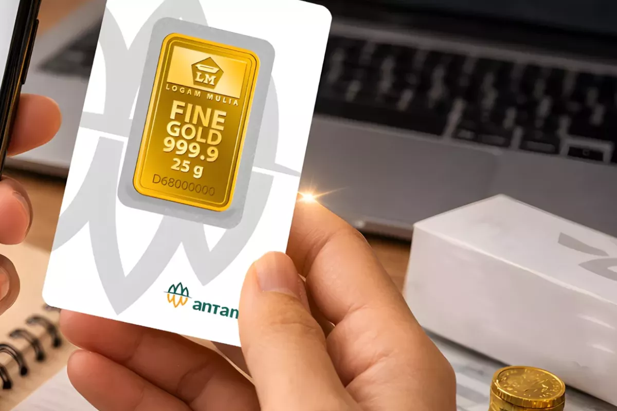 Konflik AS Iran Picu Harga Emas Antam Turun Tajam 27.000 Per Gram