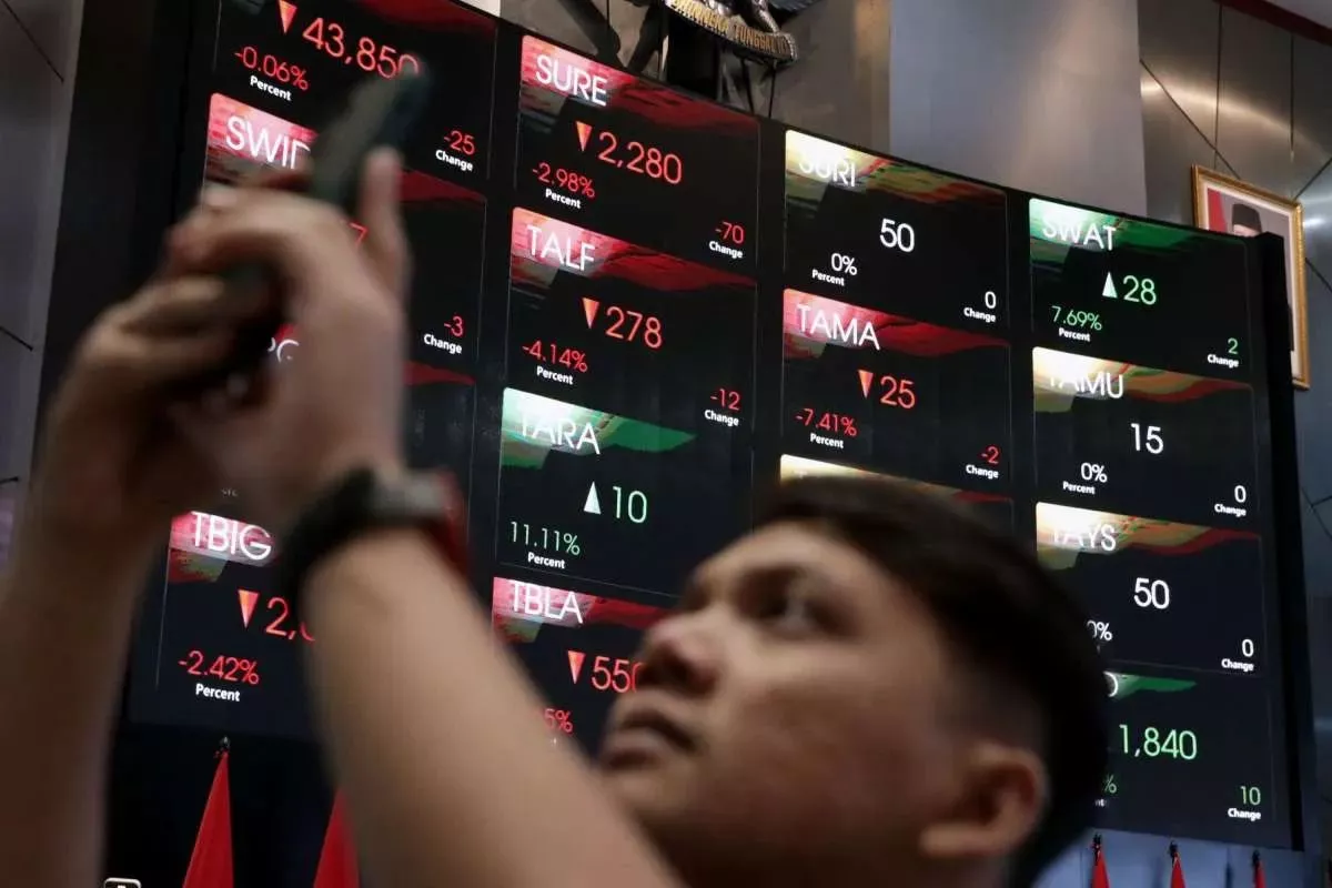 4 Faktor Utama yang Bikin IHSG Anjlok 34,74% Sepanjang Semester I