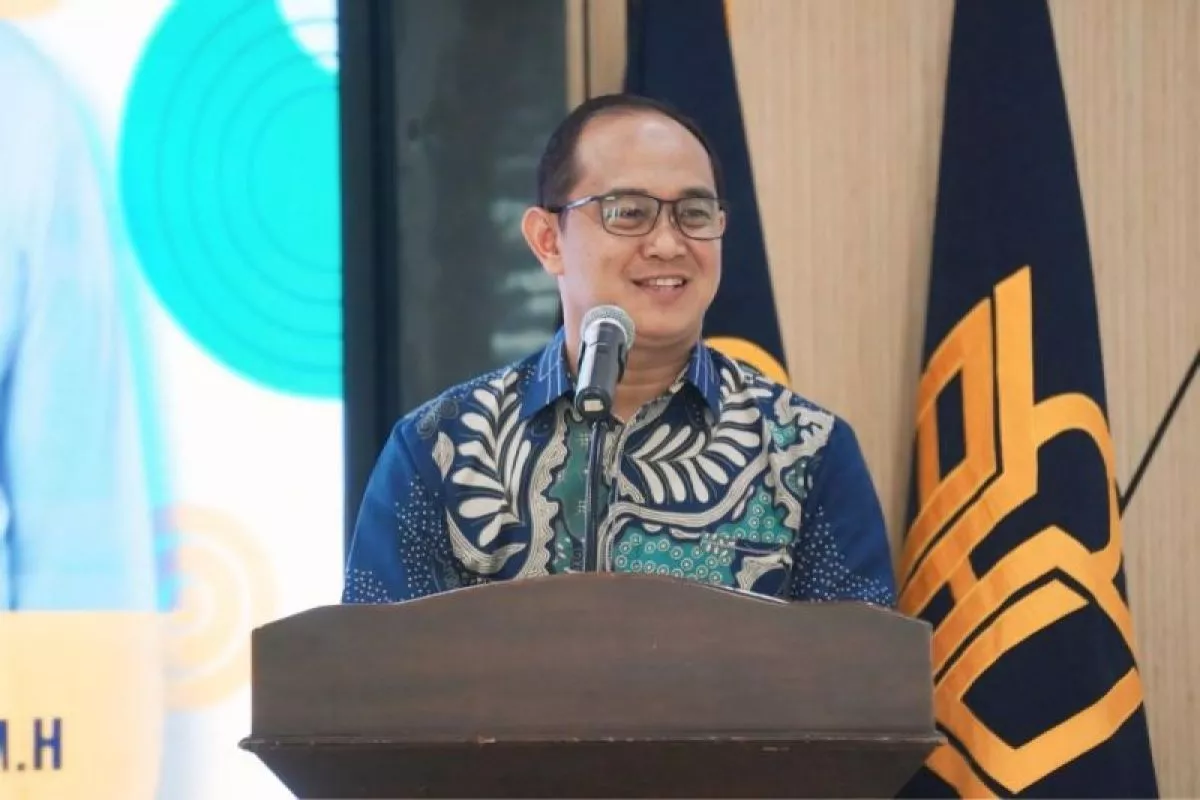 Kemenkum Serahkan Surat Penegasan Status WNI kepada 7 Warga Bitung