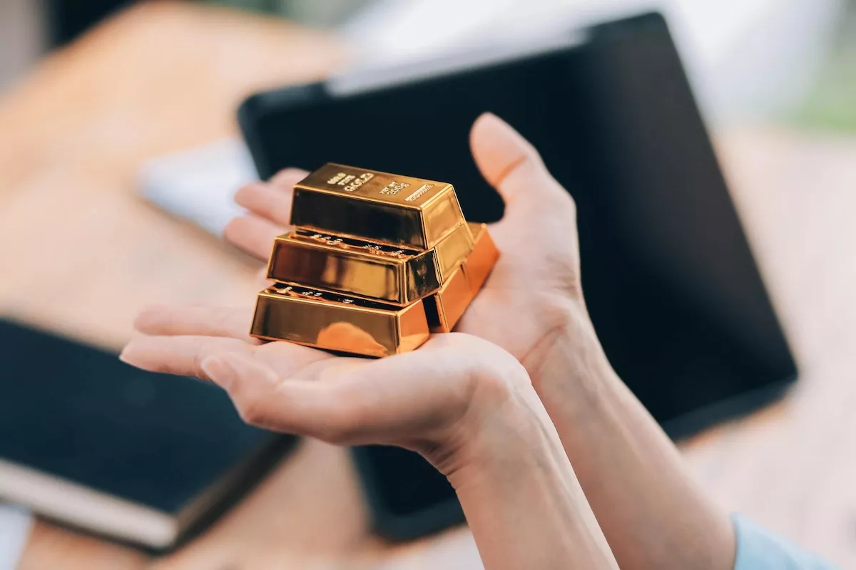 Harga Emas Pegadaian 12 Mei 2026 Kompak Turun untuk Antam dan UBS