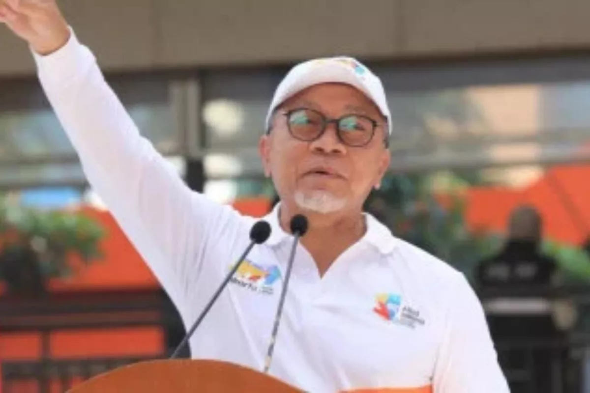 Menko Zulhas Jamin Kopdes Tak Akan Matikan Warung Warga