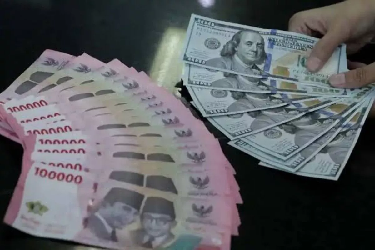 Ada Ekspektasi BI Rate Naik, Rupiah Menguat ke Rp17.891 per Dolar AS